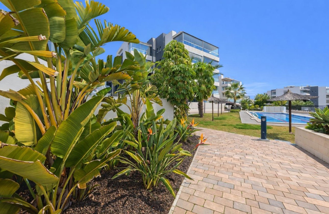 Resale - Apartment -
Orihuela Costa - Villamartín