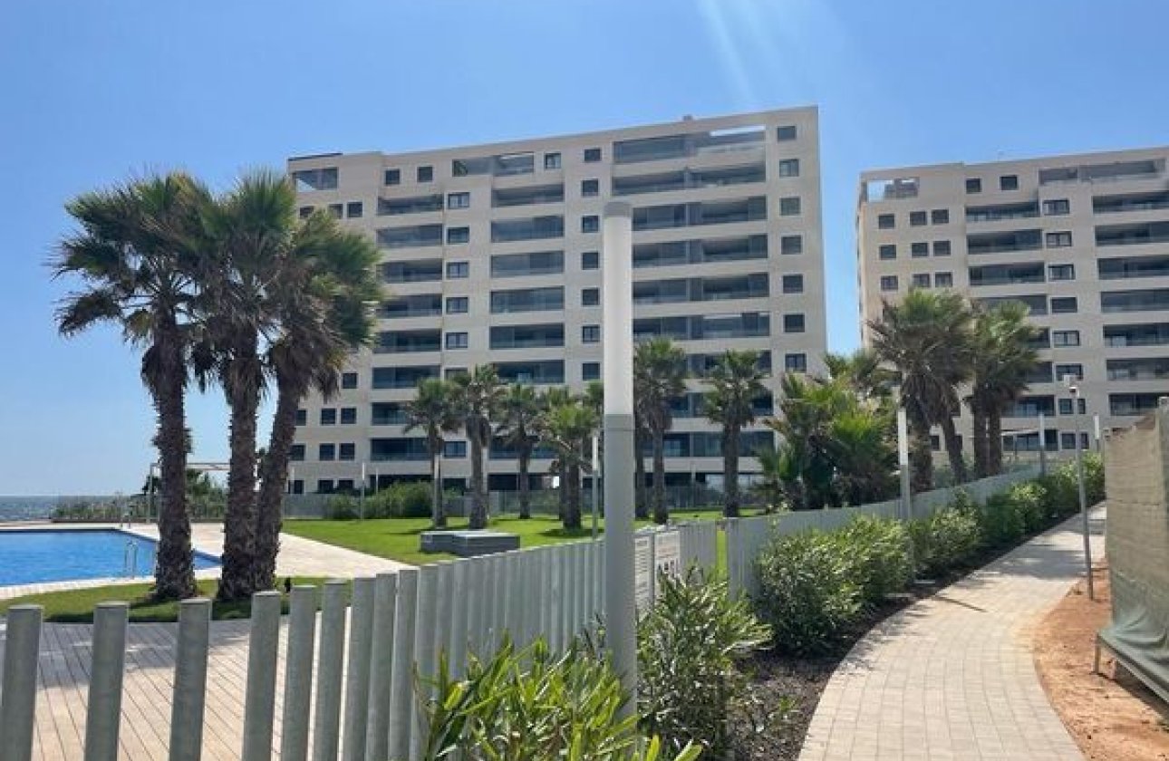 Resale - Apartment Penthouse -
Punta Prima - Costa Blanca