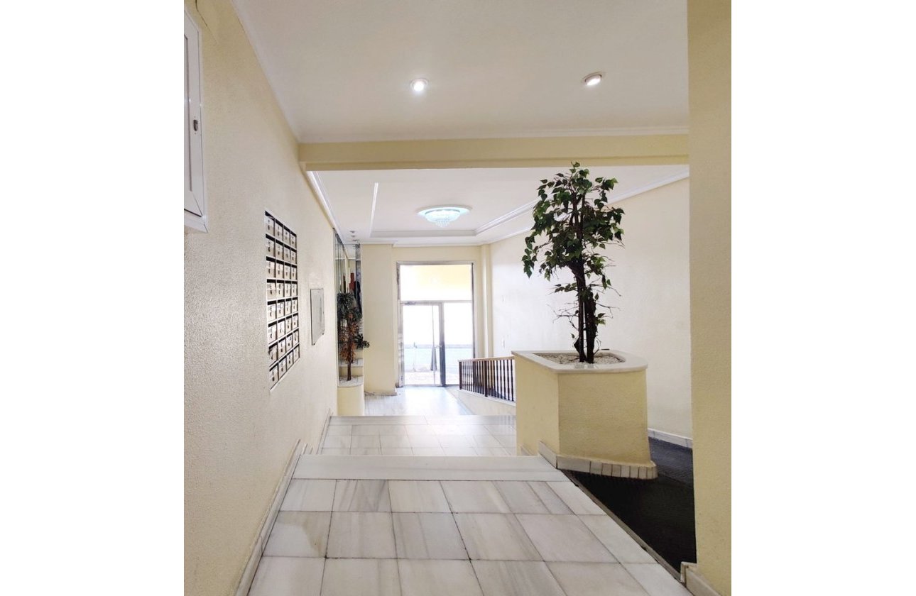 Resale - Apartment Penthouse -
Torrevieja - Costa Blanca