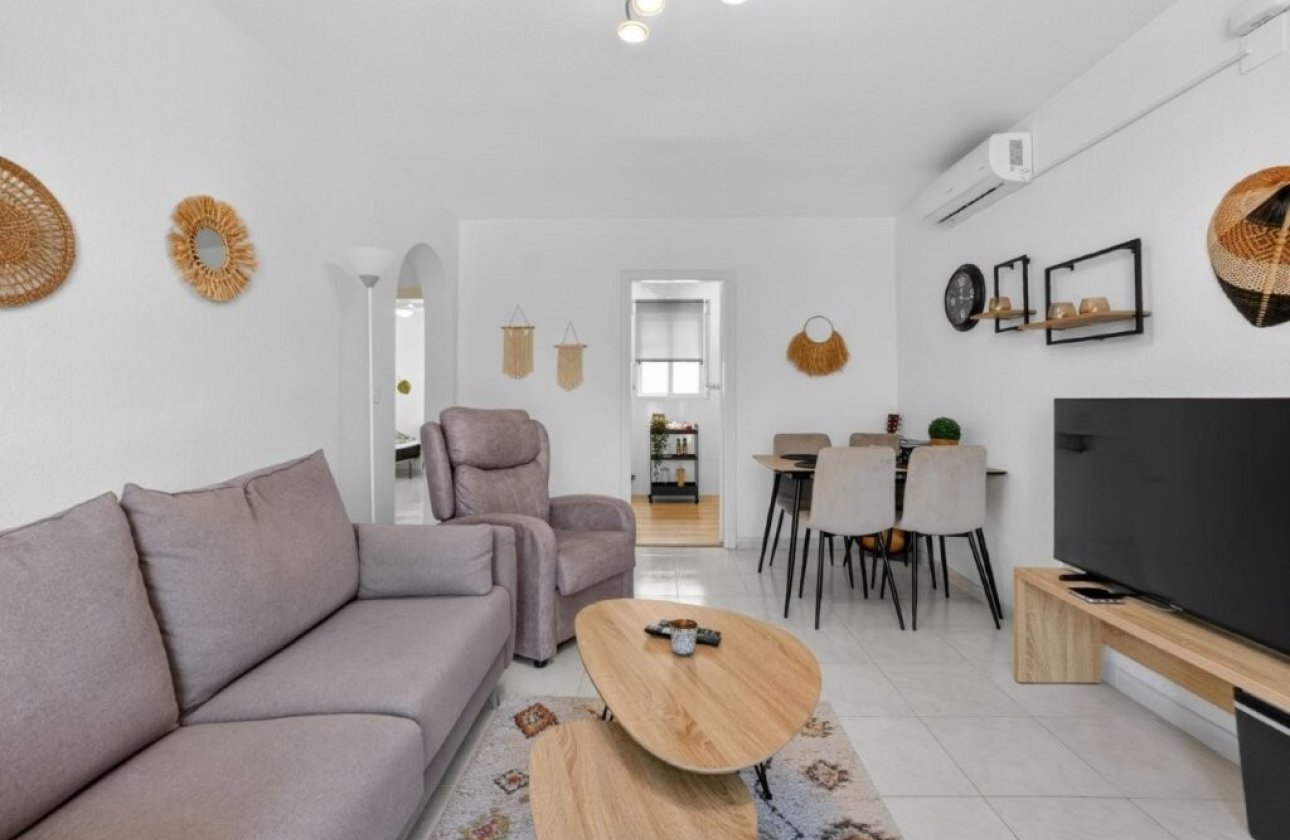 Resale - Apartment Penthouse -
Torrevieja - Jardin del Mar