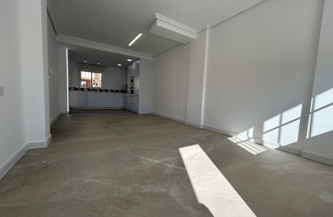 Resale - Apartment -
Pilar de la Horadada - Costa Blanca