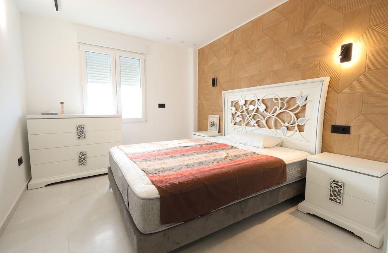 Resale - Apartment -
Pilar de la Horadada - Costa Blanca