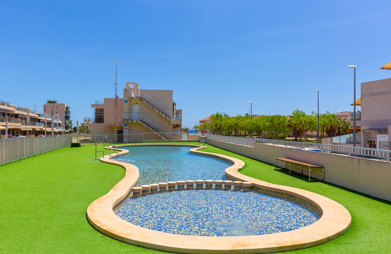 Resale - Apartment -
Pilar de la Horadada - Costa Blanca