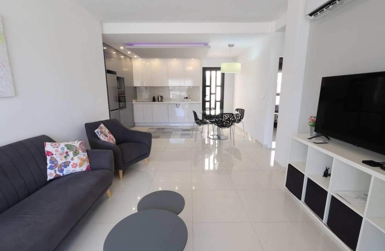 Resale - Apartment -
Pilar de la Horadada - Costa Blanca