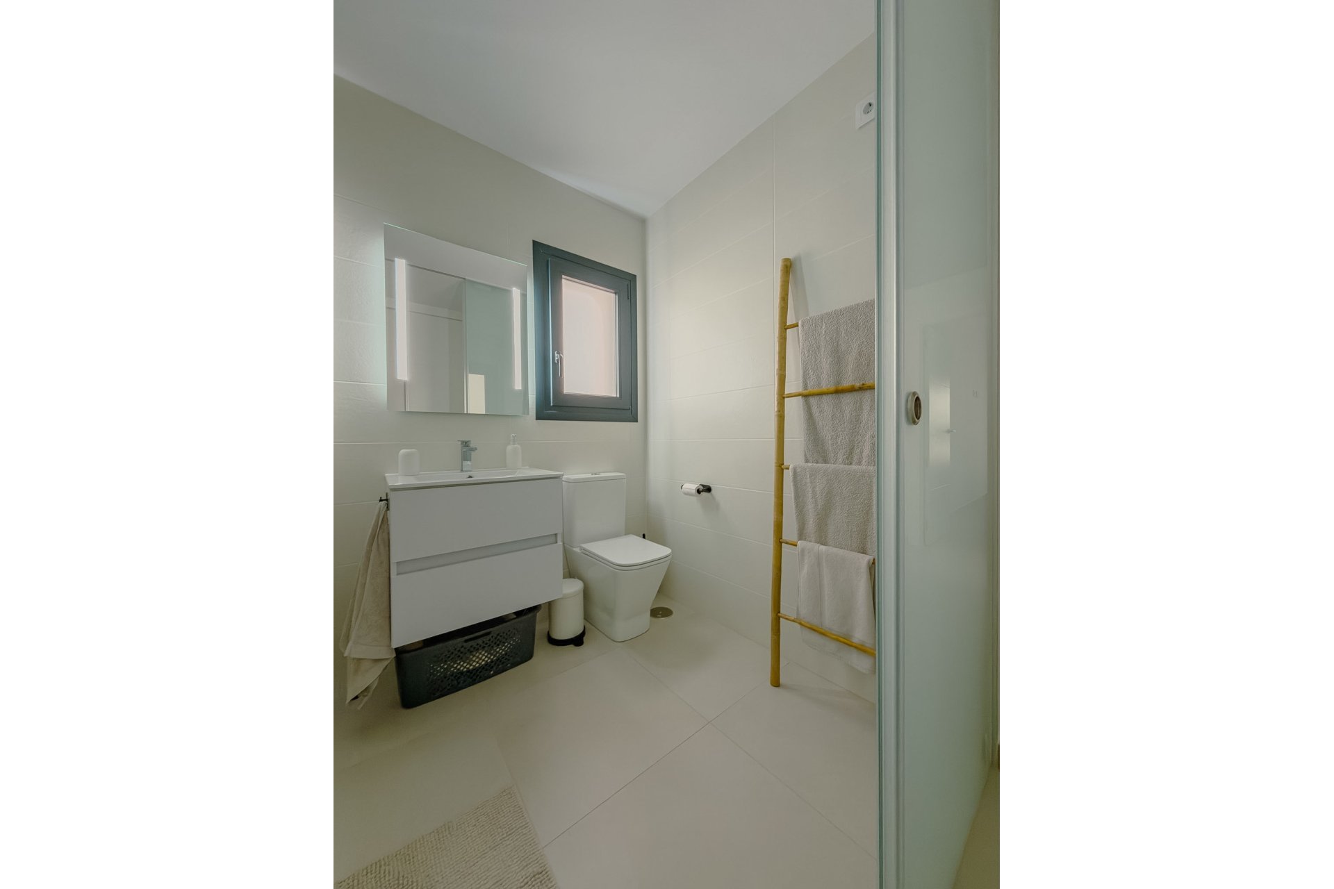 Resale - Apartment -
Pilar de la Horadada - Costa Blanca