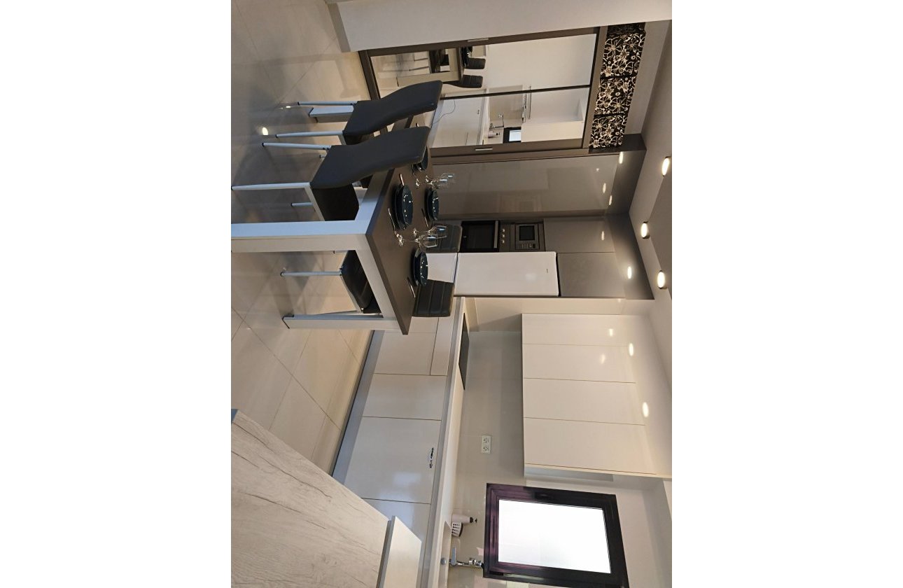 Resale - Apartment -
Pilar de la Horadada - La Torre De La Horadada