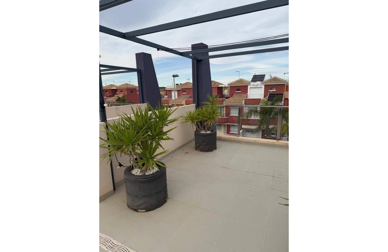 Resale - Apartment -
Pilar de la Horadada - La Torre De La Horadada