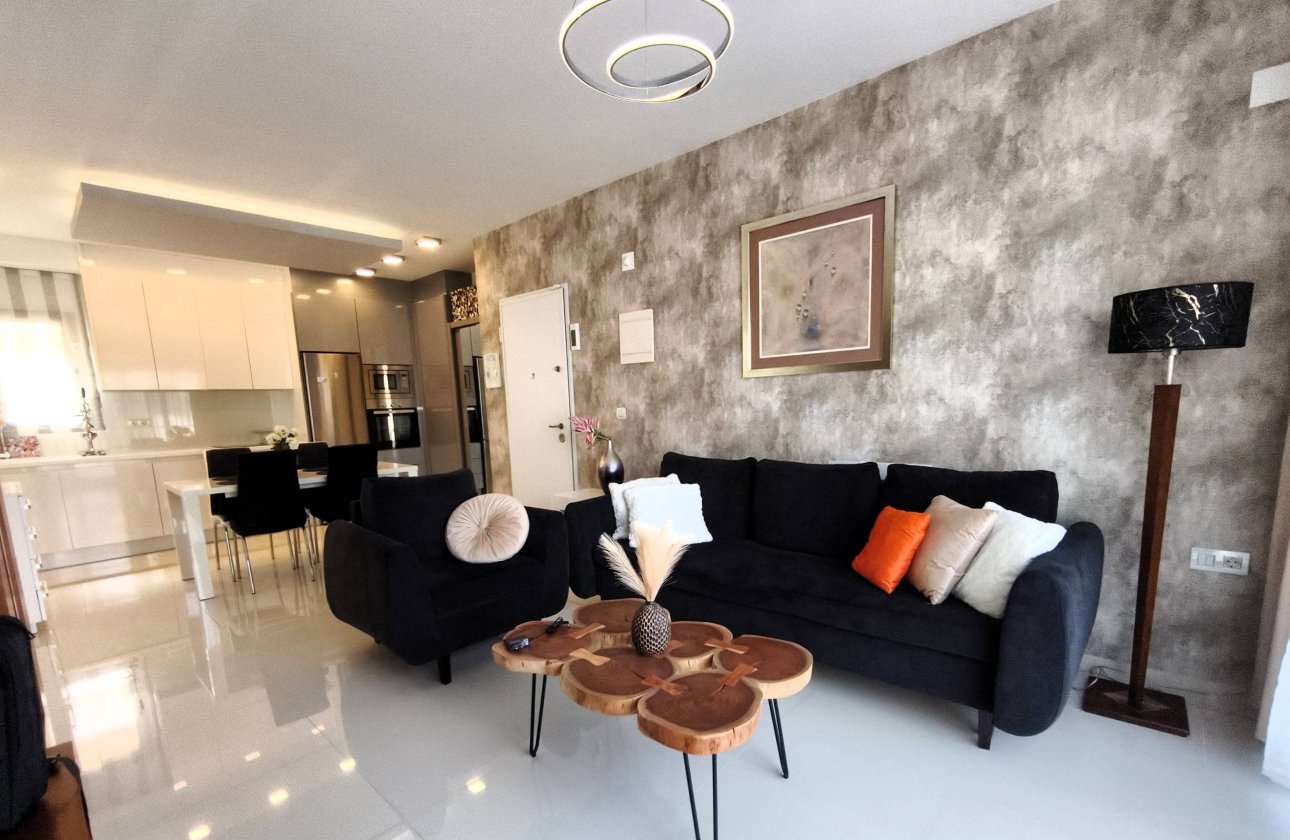 Resale - Apartment -
Pilar de la Horadada - La Torre De La Horadada