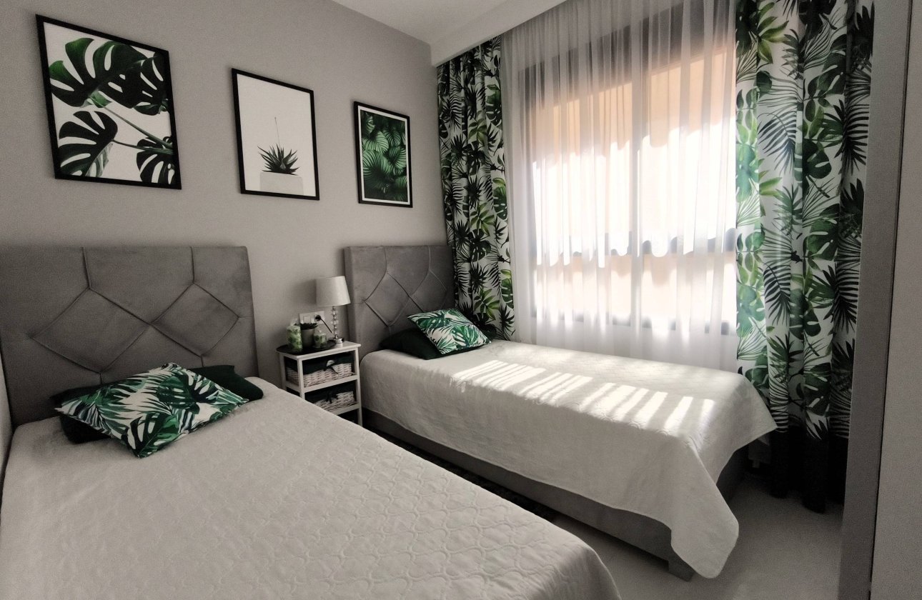 Resale - Apartment -
Pilar de la Horadada - La Torre De La Horadada