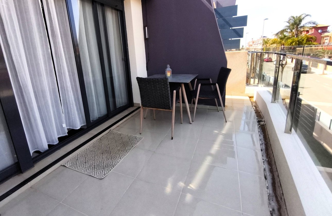 Resale - Apartment -
Pilar de la Horadada - La Torre De La Horadada