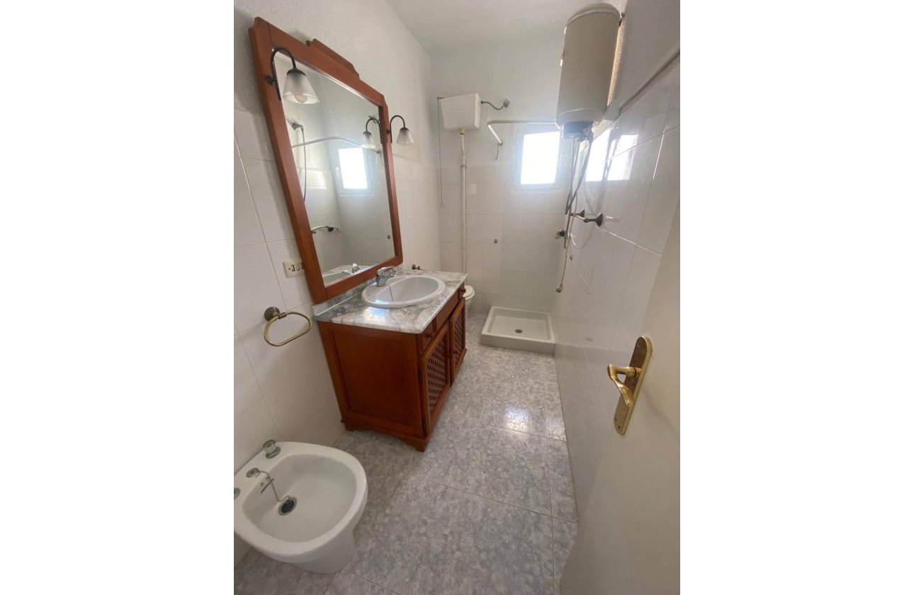 Resale - Apartment -
Pilar de la Horadada - La Torre De La Horadada