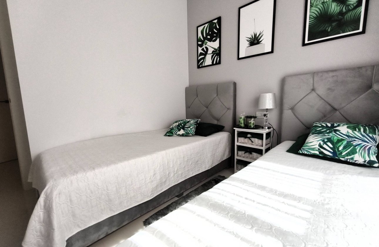 Resale - Apartment -
Pilar de la Horadada - La Torre De La Horadada