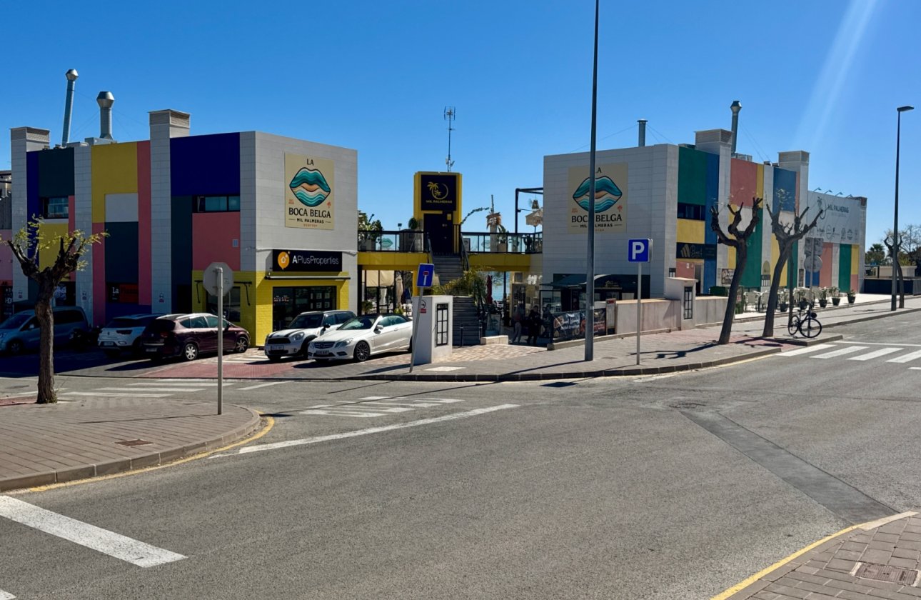 Resale - Apartment -
Pilar de la Horadada - Mil Palmeras