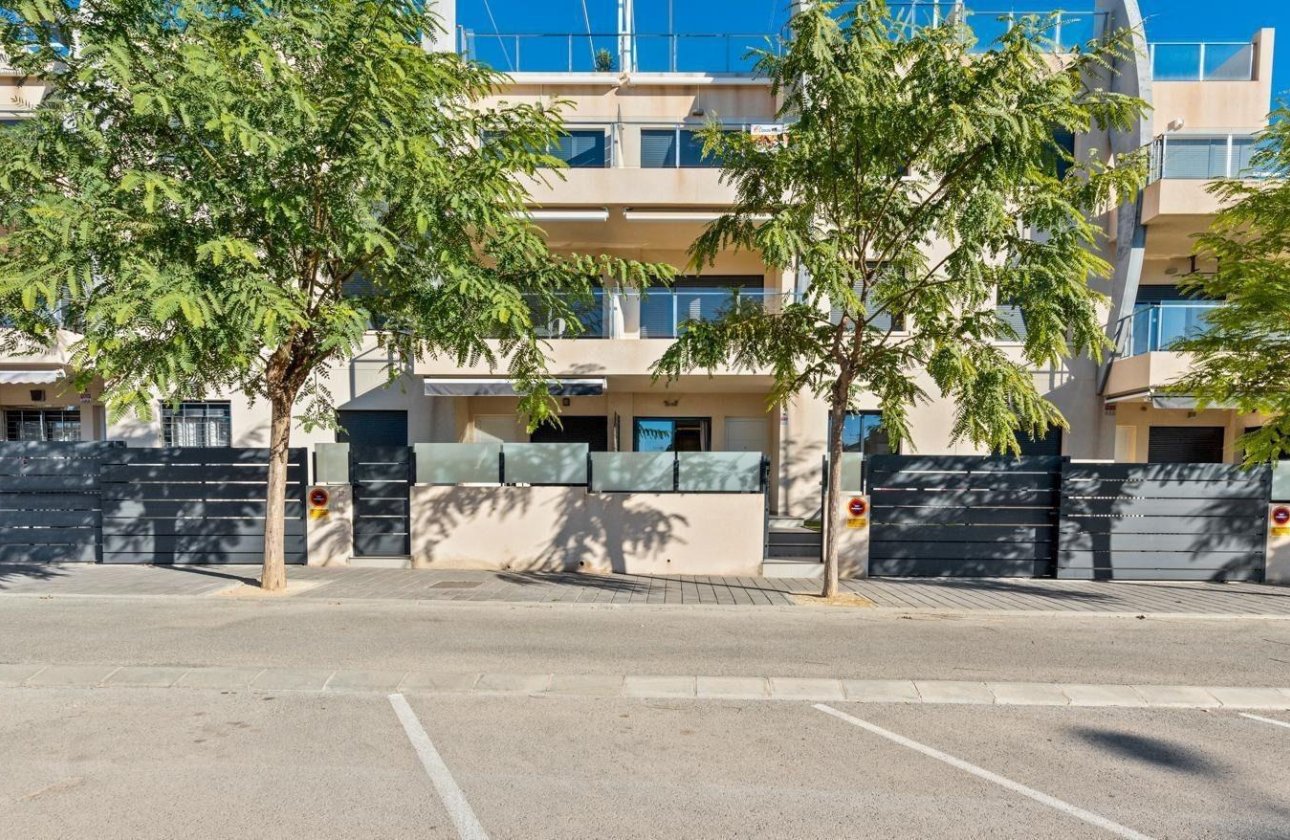 Resale - Apartment -
Pilar de la Horadada - Pueblo Latino