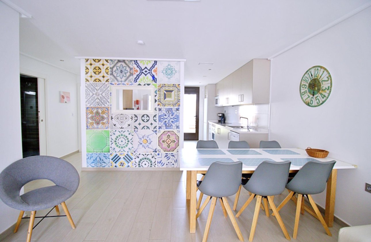 Resale - Apartment -
Pilar de la Horadada - Torre De La Horadada