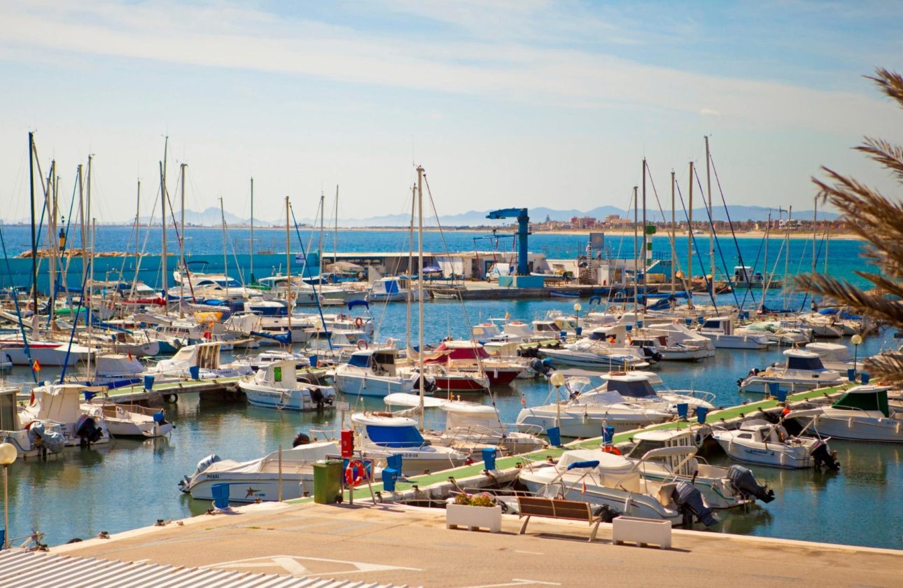 Resale - Apartment -
Pilar de la Horadada - Torre De La Horadada