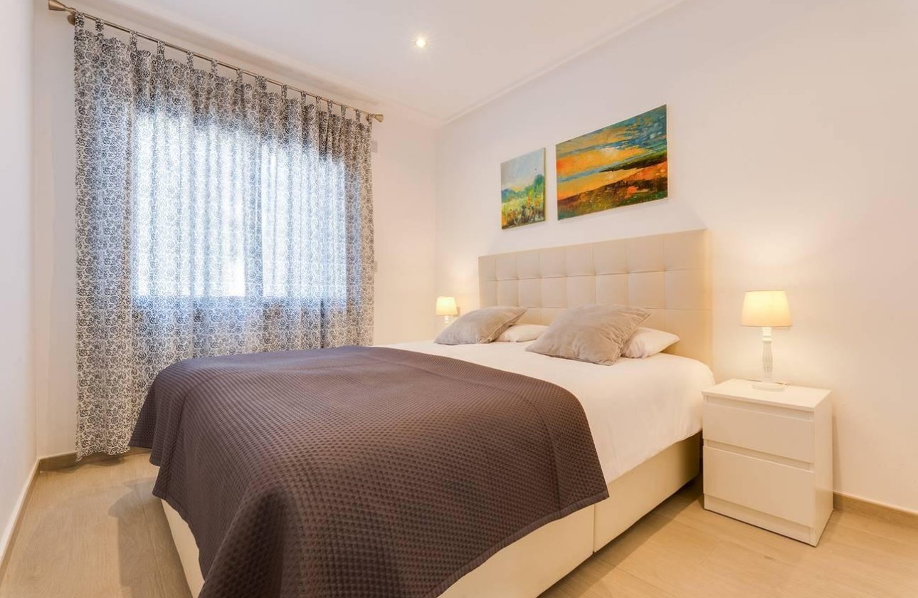 Resale - Apartment -
Pilar de la Horadada - Torre De La Horadada