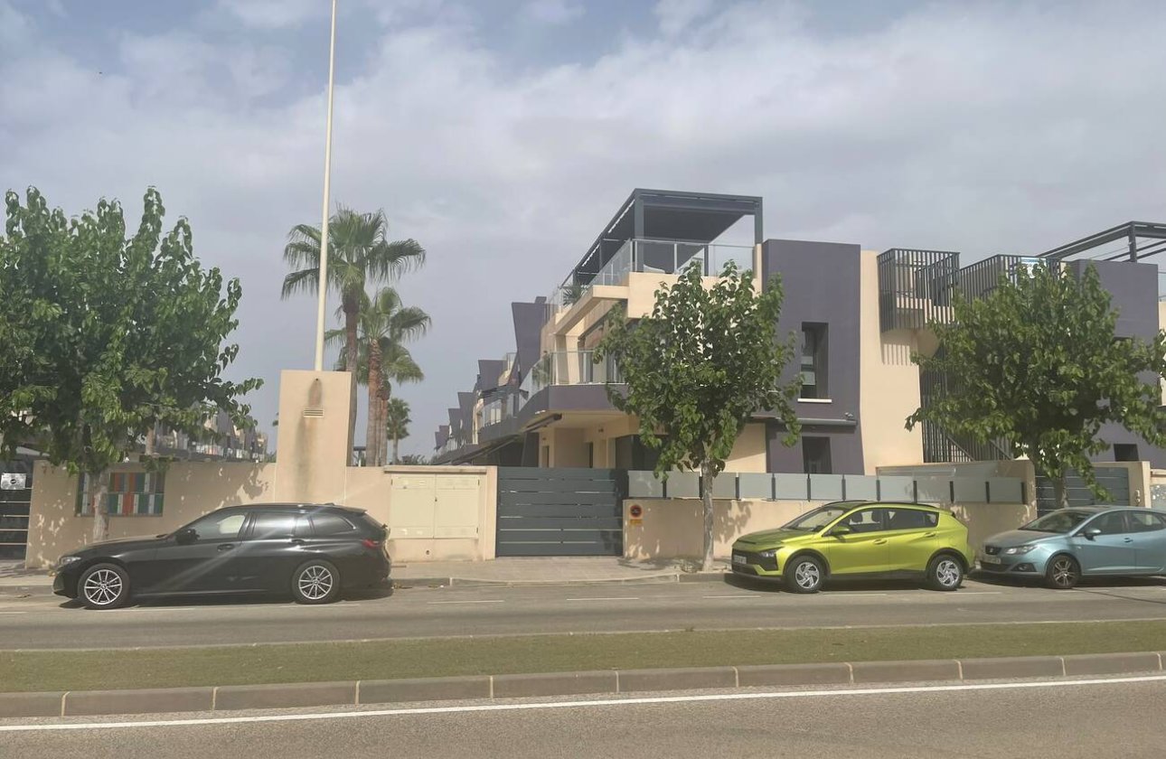 Resale - Apartment -
Pilar de la Horadada - Torre De La Horadada