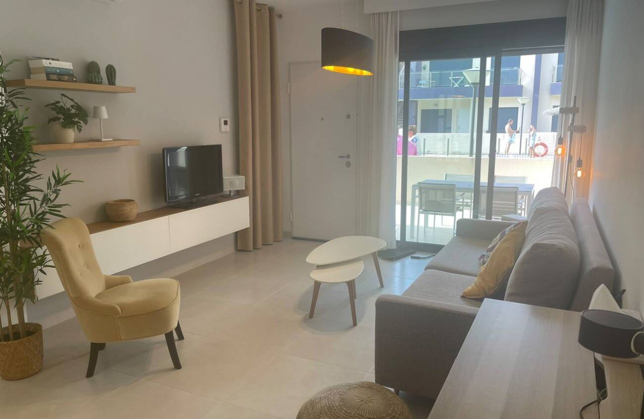 Resale - Apartment -
Pilar de la Horadada - Torre De La Horadada