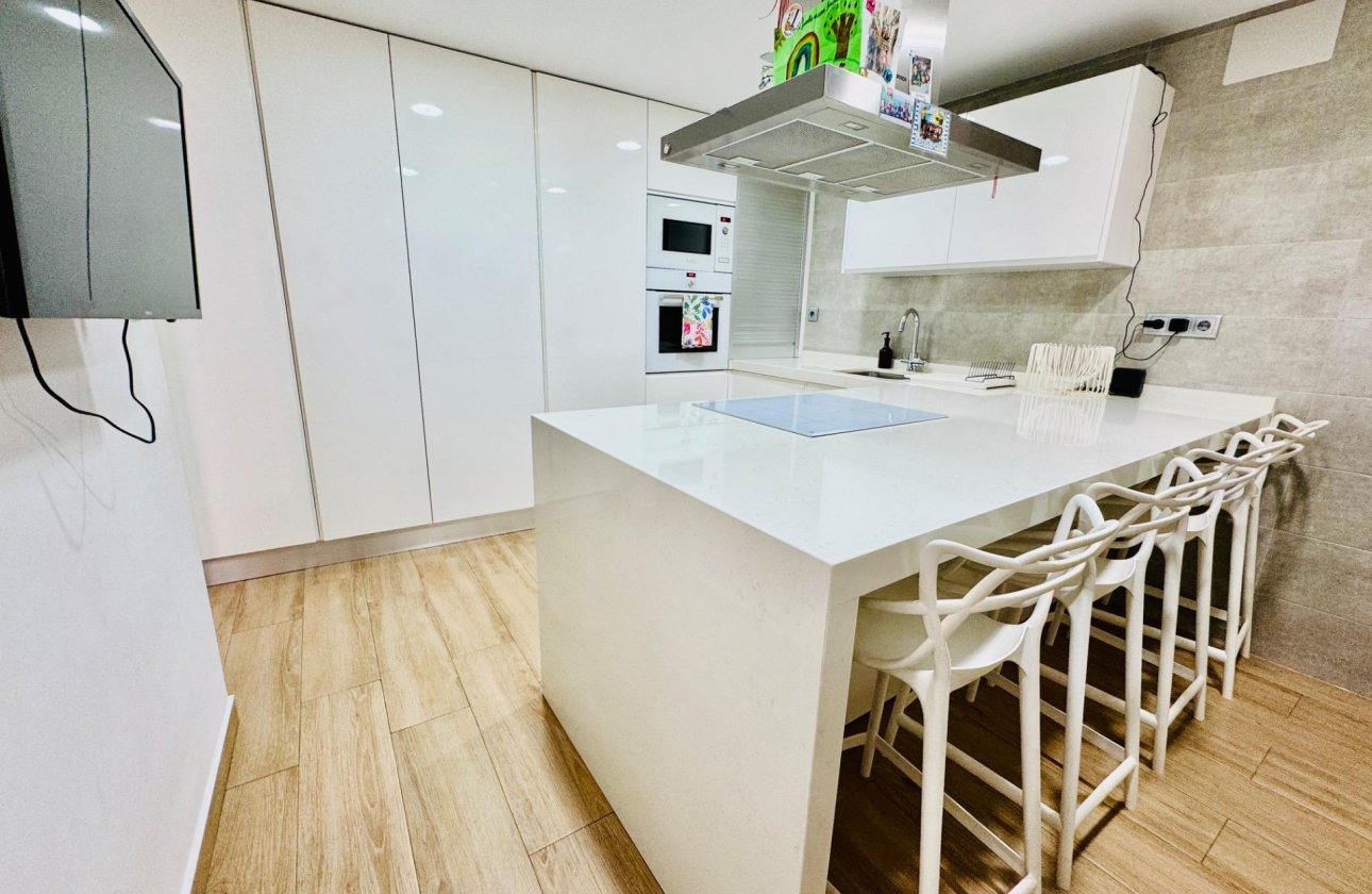 Resale - Apartment -
Pilar de la Horadada - Zona Pueblo