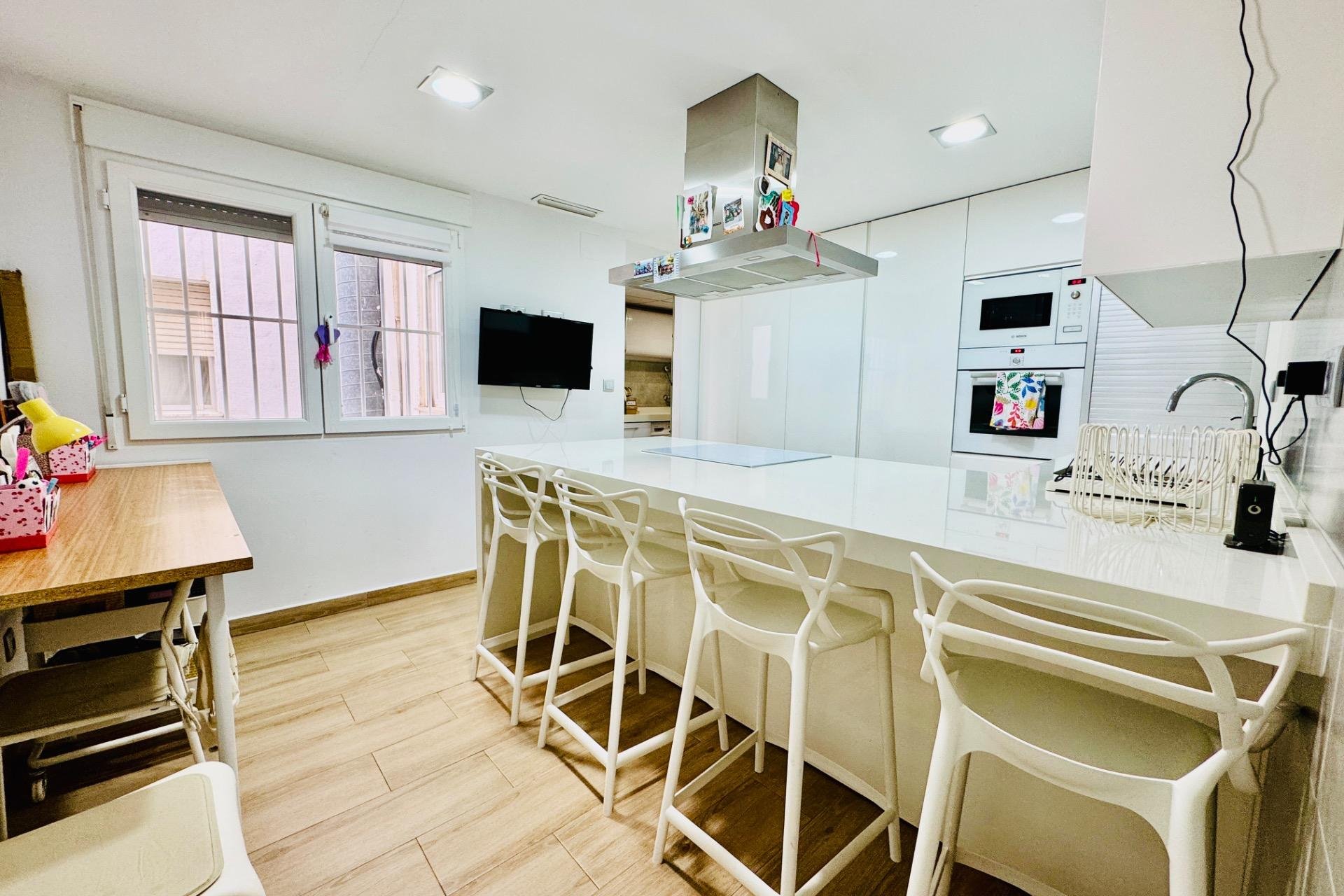 Resale - Apartment -
Pilar de la Horadada - Zona Pueblo