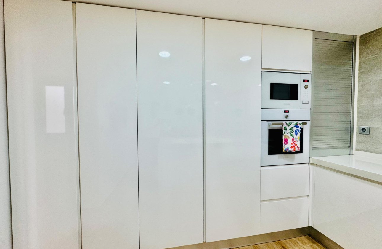 Resale - Apartment -
Pilar de la Horadada - Zona Pueblo