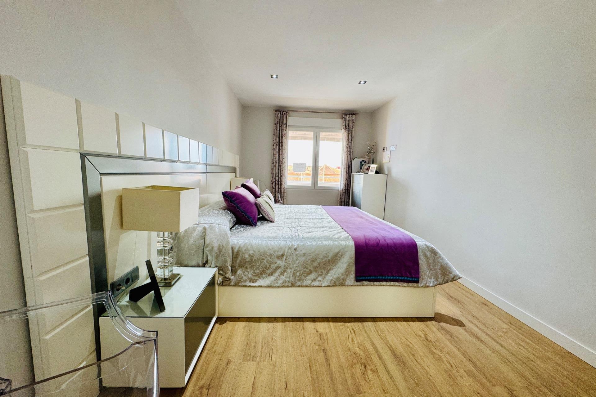 Resale - Apartment -
Pilar de la Horadada - Zona Pueblo