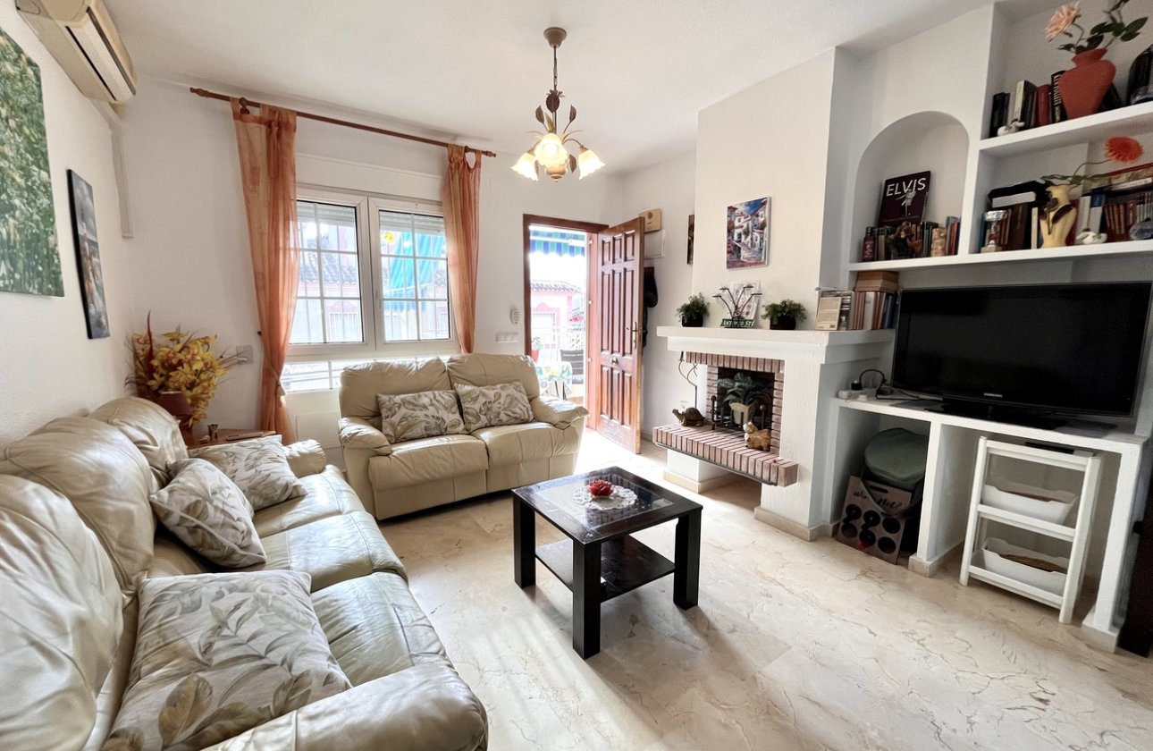 Resale - Apartment -
Playa Flamenca - Costa Blanca