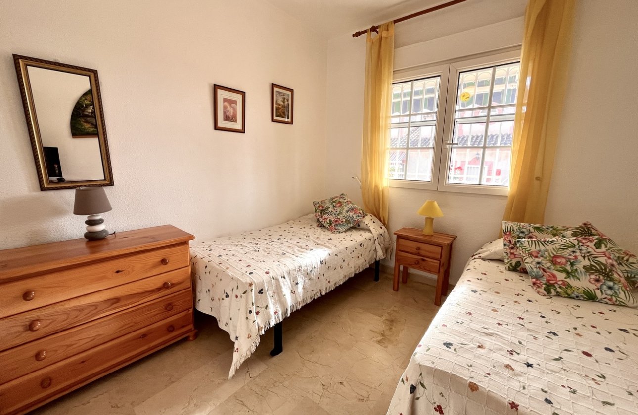 Resale - Apartment -
Playa Flamenca - Costa Blanca