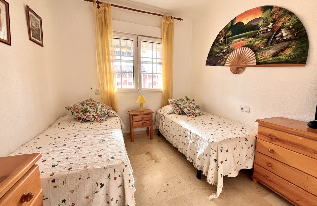 Resale - Apartment -
Playa Flamenca - Costa Blanca