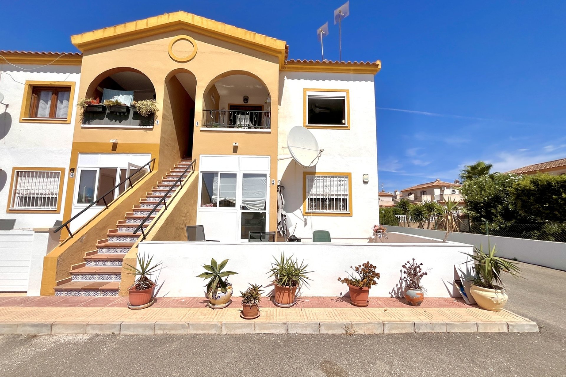 Resale - Apartment -
Playa Flamenca - Costa Blanca