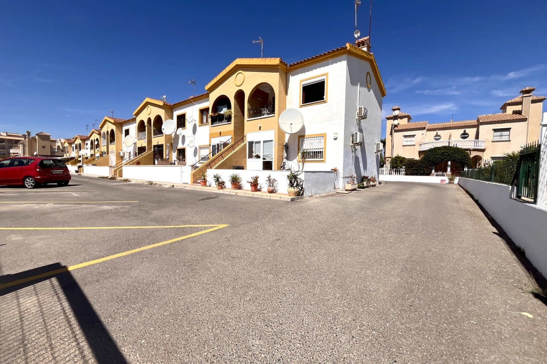 Resale - Apartment -
Playa Flamenca - Costa Blanca
