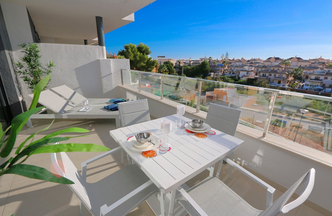 Resale - Apartment -
Playa Flamenca - Costa Blanca