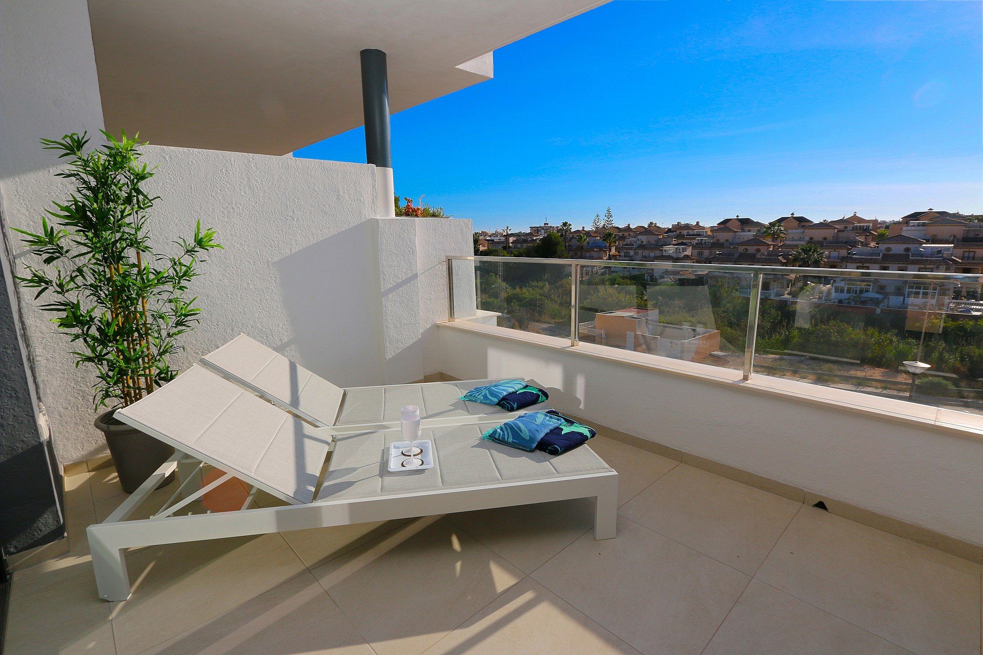 Resale - Apartment -
Playa Flamenca - Costa Blanca