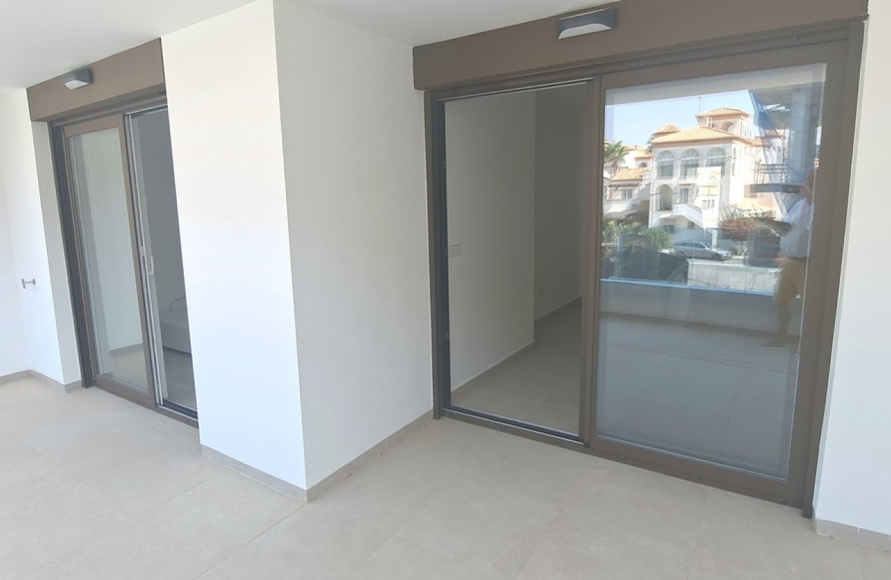 Resale - Apartment -
Playa Flamenca - Costa Blanca