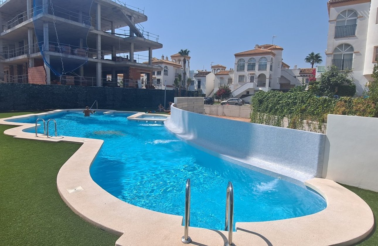 Resale - Apartment -
Playa Flamenca - Costa Blanca