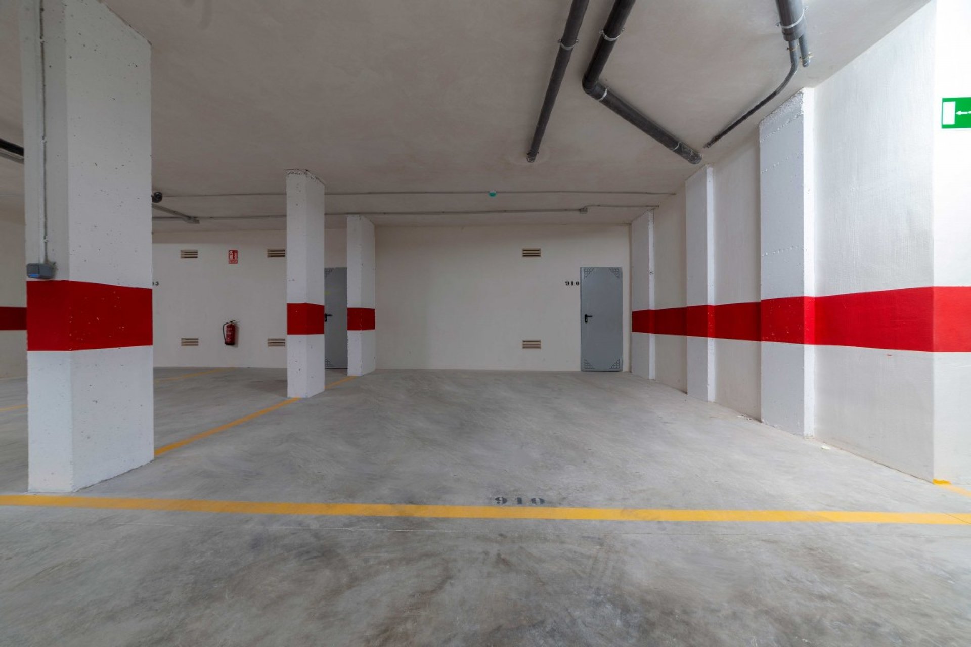 Resale - Apartment -
Playa Flamenca - Costa Blanca