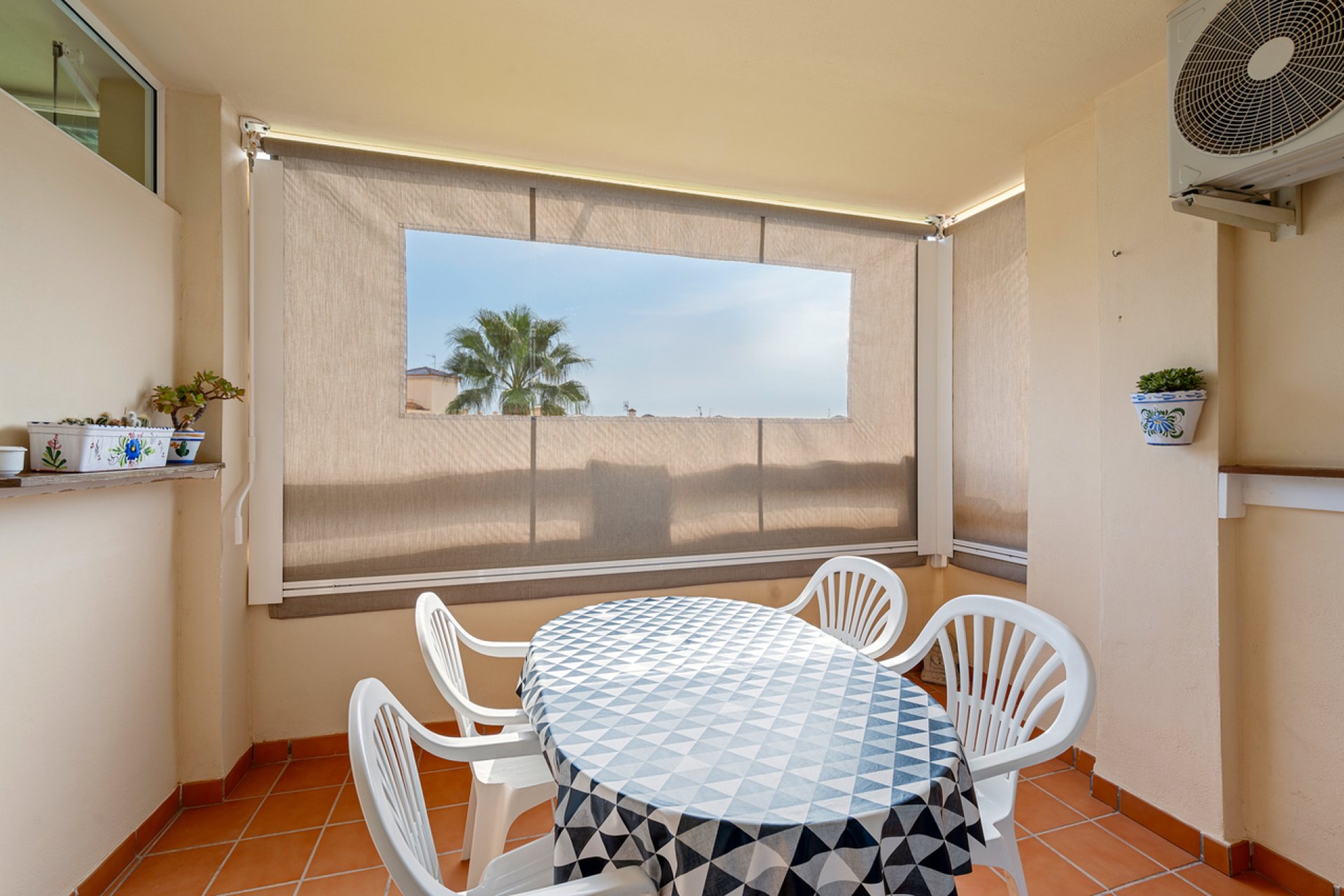 Resale - Apartment -
Playa Flamenca - Costa Blanca