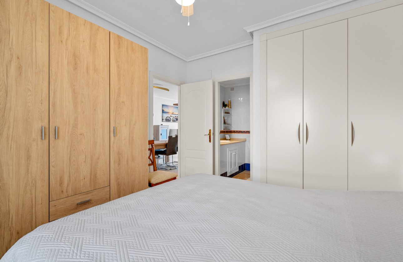 Resale - Apartment -
Playa Flamenca - Costa Blanca