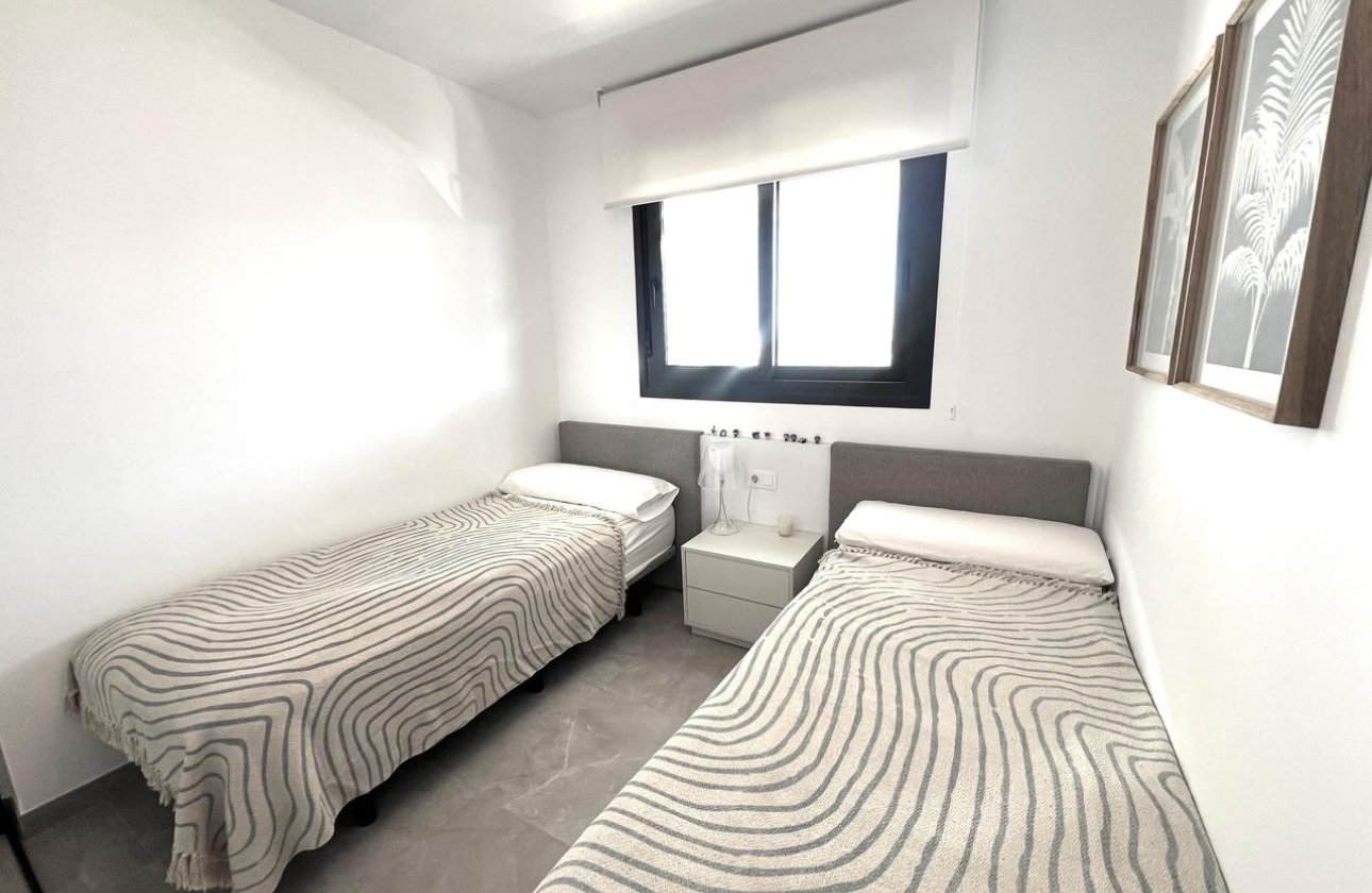 Resale - Apartment -
Playa Flamenca - Costa Blanca