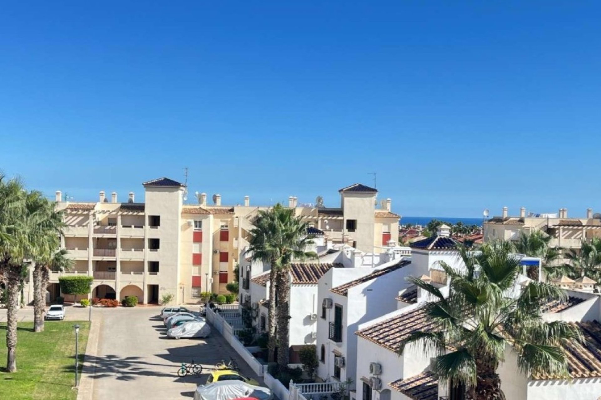 Resale - Apartment -
Playa Flamenca - Costa Blanca