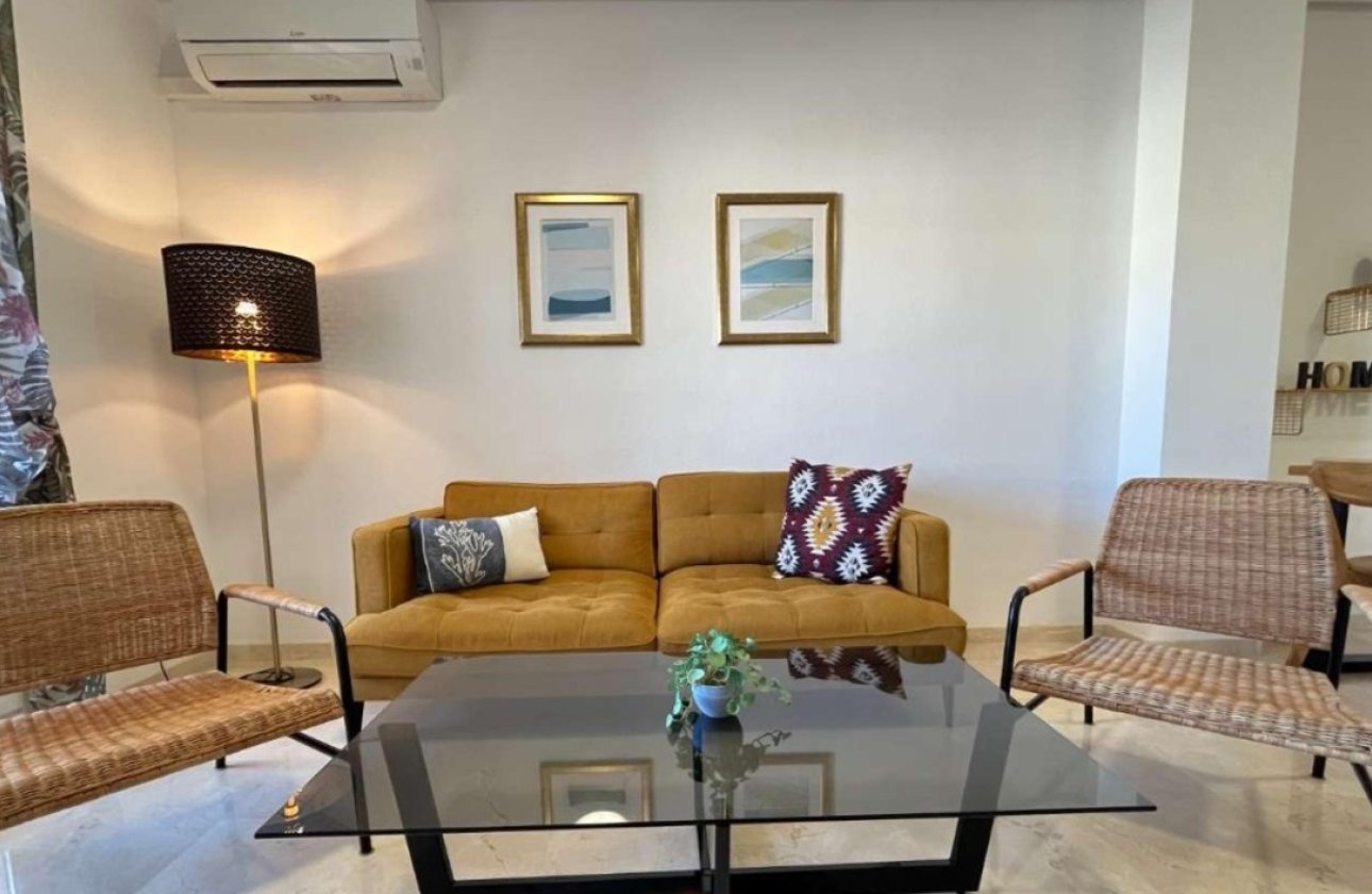 Resale - Apartment -
Playa Flamenca - Costa Blanca