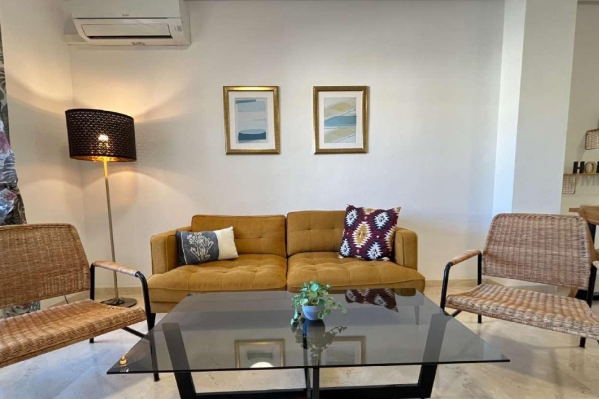 Resale - Apartment -
Playa Flamenca - Costa Blanca