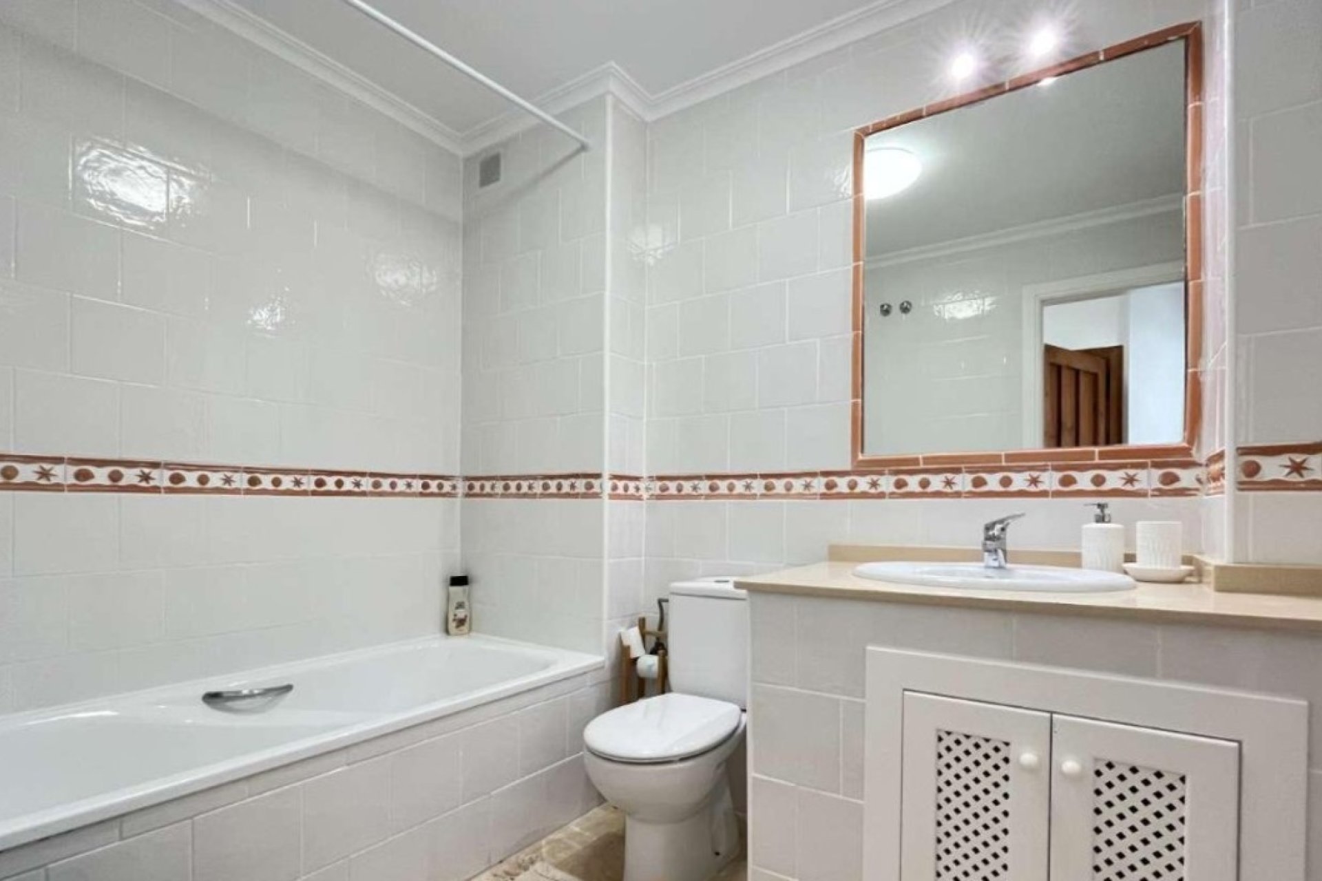 Resale - Apartment -
Playa Flamenca - Costa Blanca