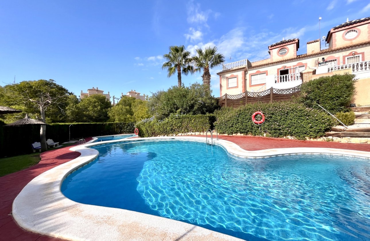 Resale - Apartment -
Playa Flamenca - Costa Blanca