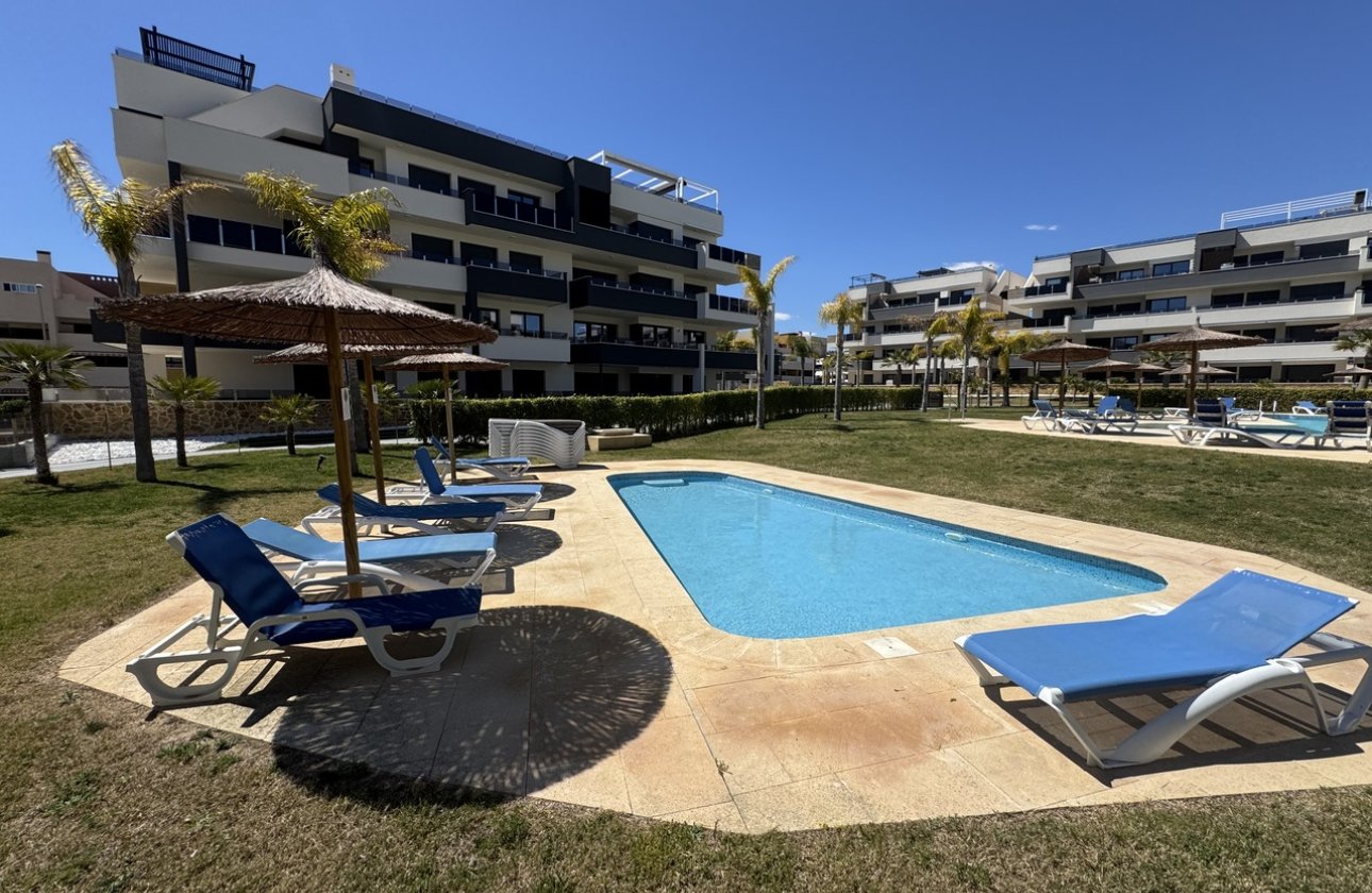 Resale - Apartment -
Playa Flamenca - Costa Blanca