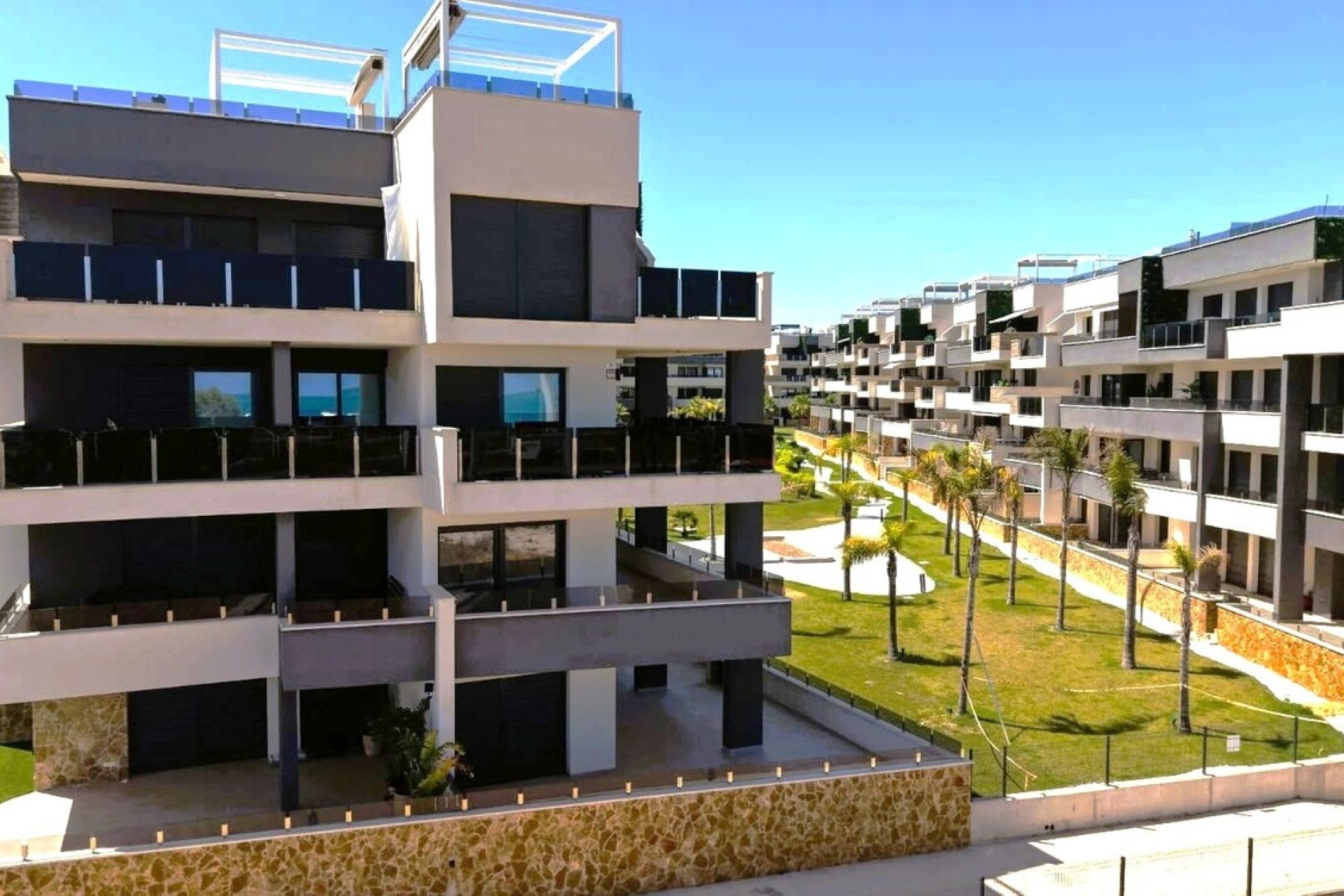 Resale - Apartment -
Playa Flamenca - Costa Blanca