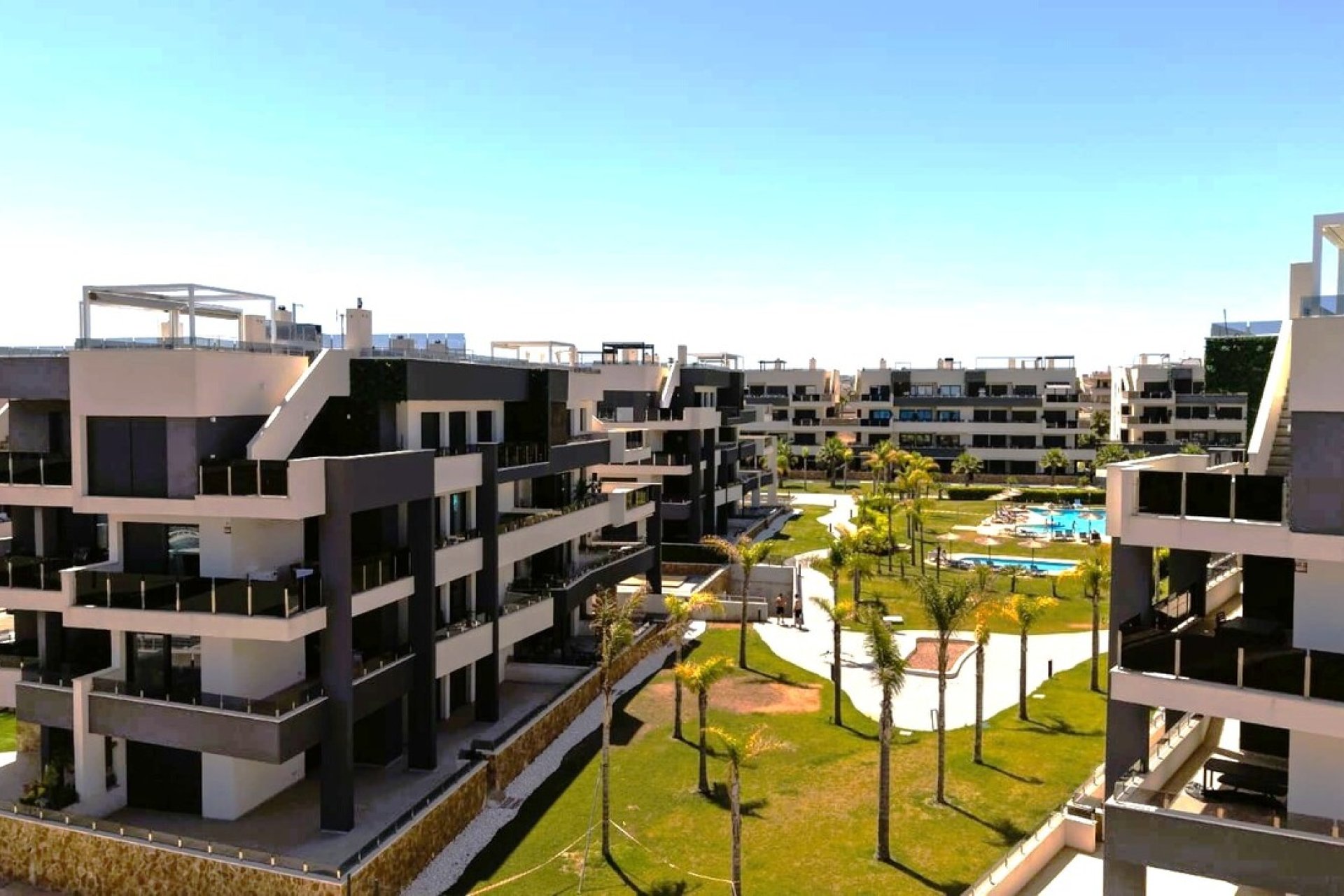 Resale - Apartment -
Playa Flamenca - Costa Blanca