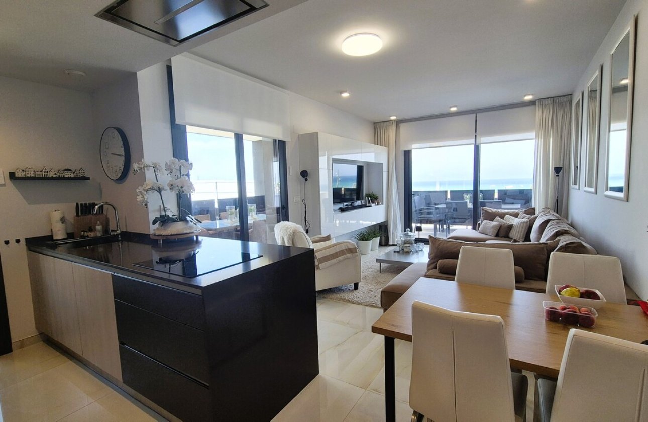 Resale - Apartment -
Playa Flamenca - Costa Blanca