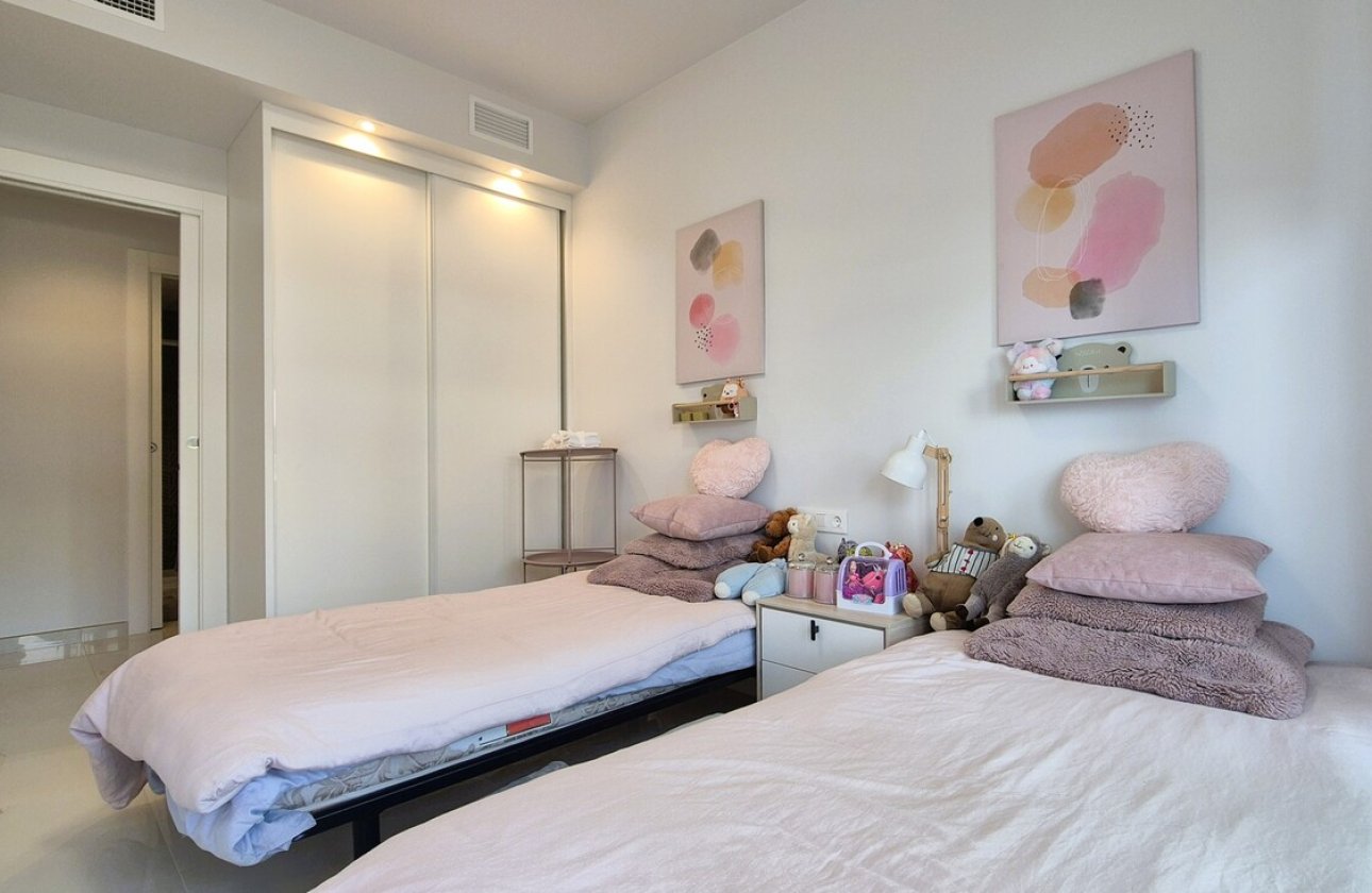 Resale - Apartment -
Playa Flamenca - Costa Blanca